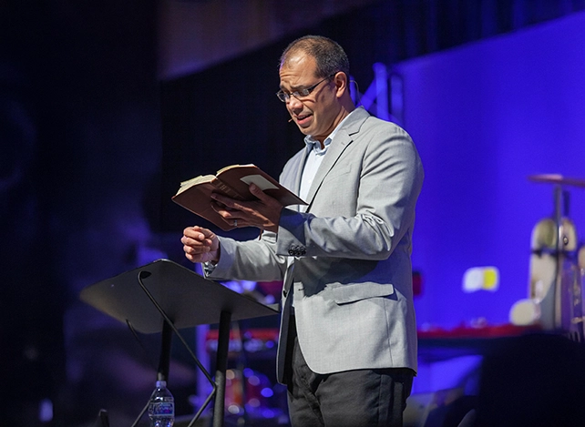 Steven Sanchez speaking at Founder's Week